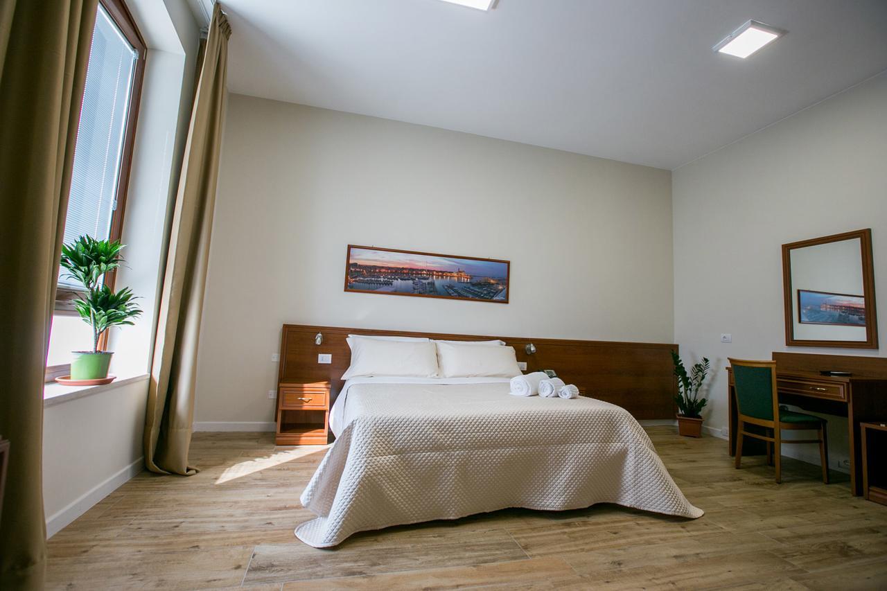 Residence Trani Ngoại thất bức ảnh